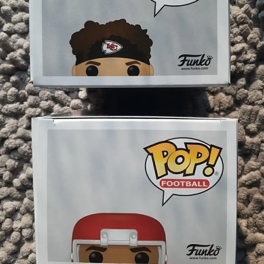 Patrick Mahomes Funko Pops (Lot of 2)